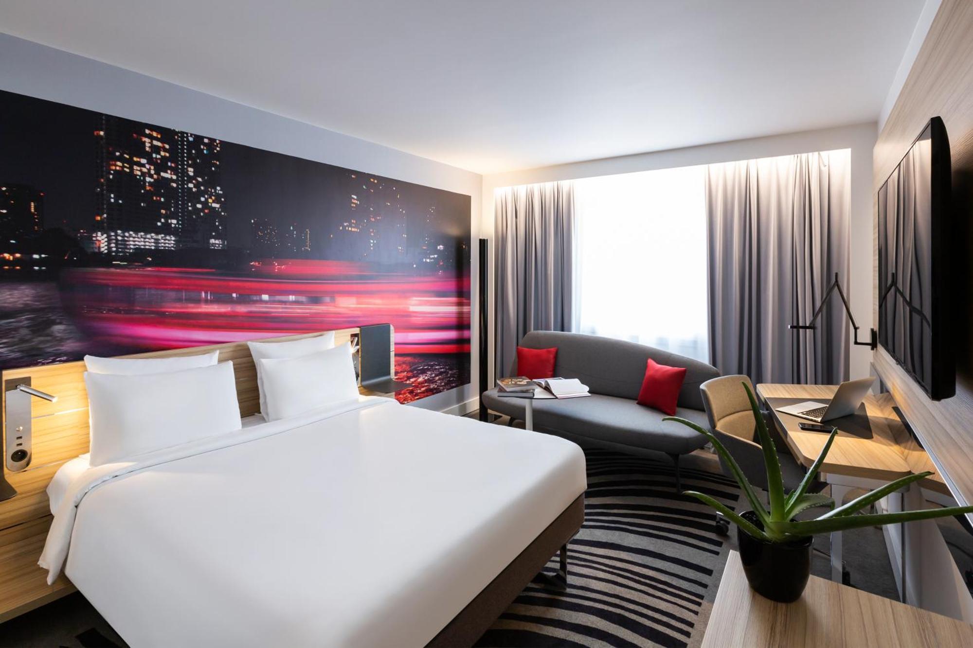 Novotel Centre 4*
